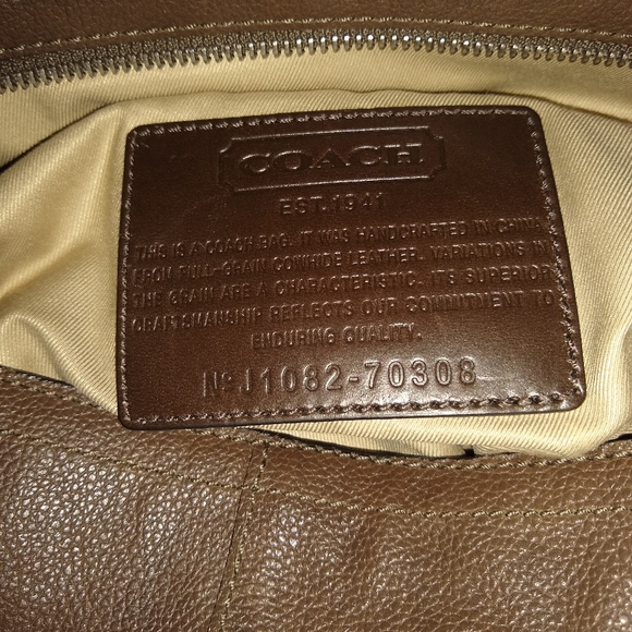 Coach Thompson unisex leather crossbody.70308 - Picture 7 of 12